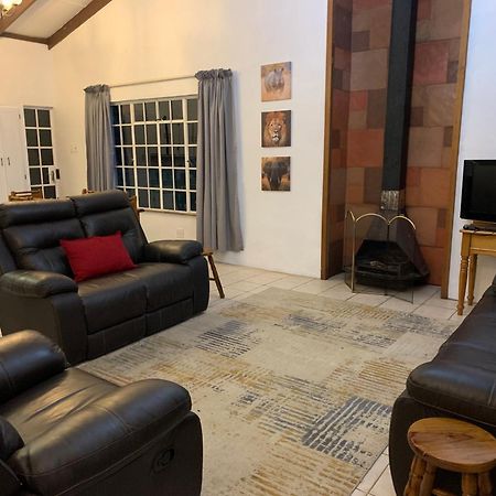Apartamento Brackenburn Trout And Trail Retreat Elandskop Exterior foto